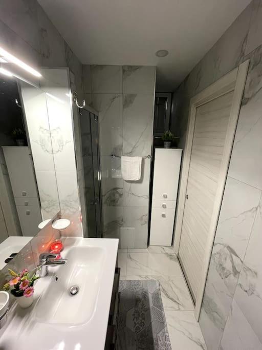 White House Spacca Napoli מראה חיצוני תמונה